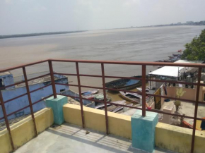 Shiva lodge